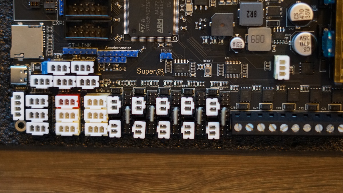 Empty Voltage ports